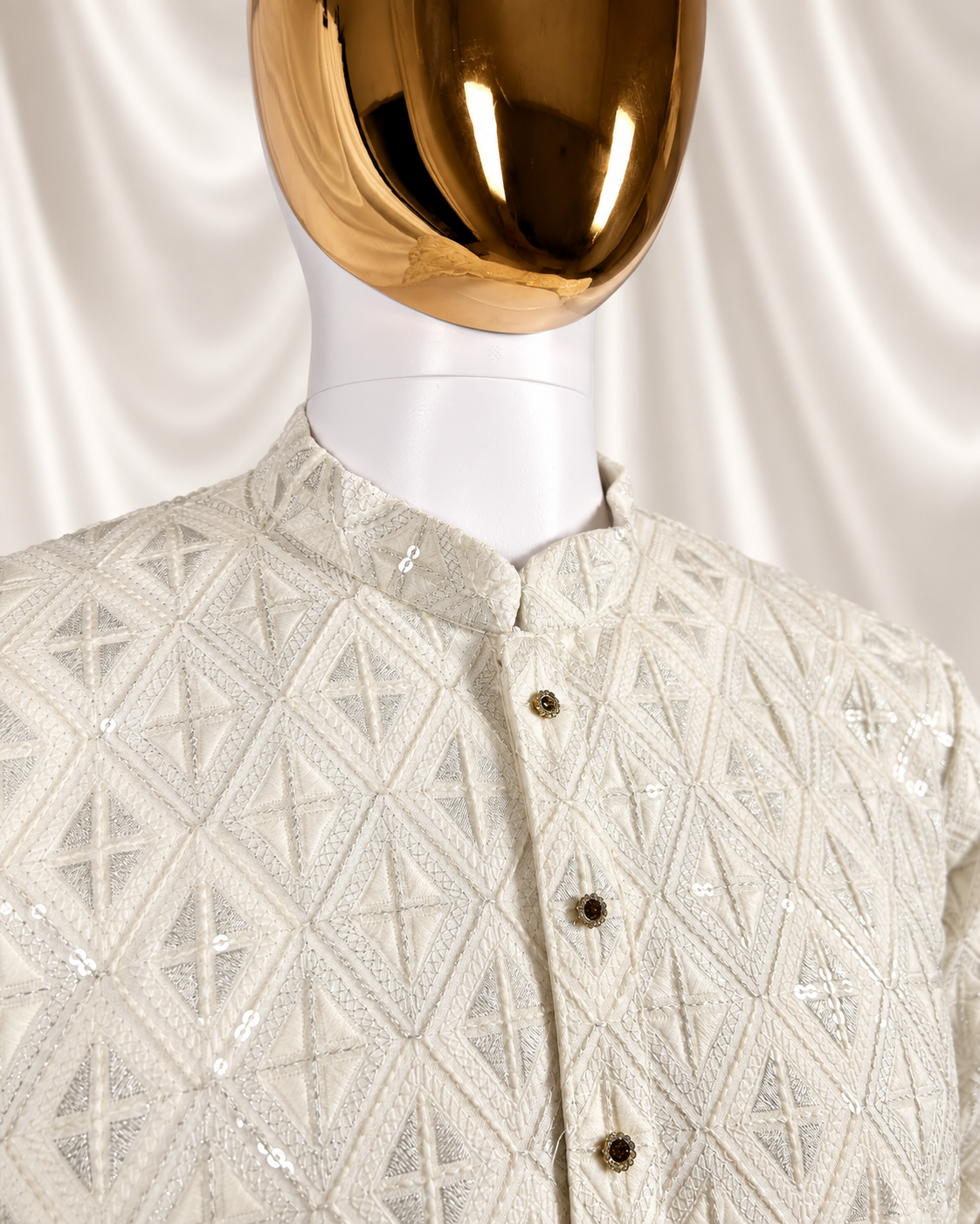 Classic Ivory Embroidered Kurta - Image 7